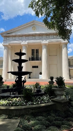 Old State House Museum fountain and building behind