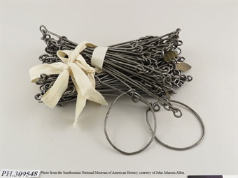 DAH-ANHC-NMAH-AHB2017q062619-gunter-chain Gunter Chain