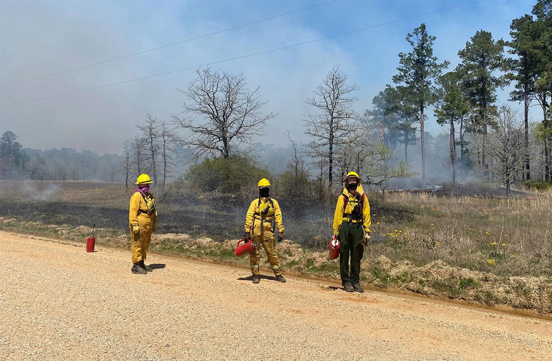 DAH-ANHC-WPNA-Burn2 Warren Prairie Natural Area Burn