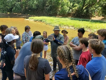 Dustin Lynch with AEGIS Wet n Wild at ONSC July 2023 Dustin with campers