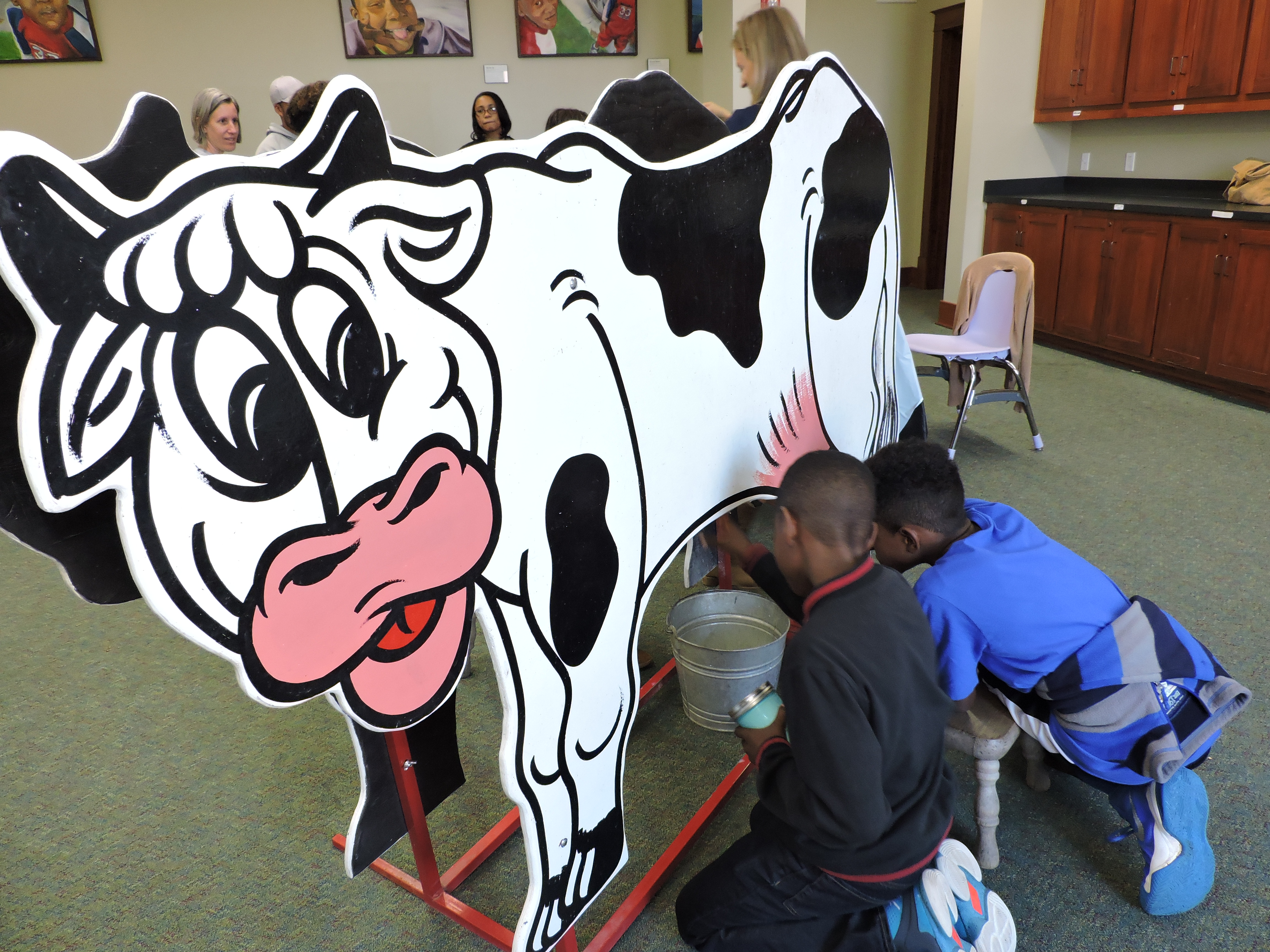boysmilkingapretendcow